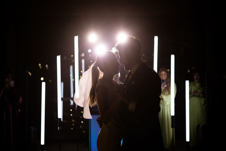 Baile nupcial durante set de DJ en bodas La Rioja